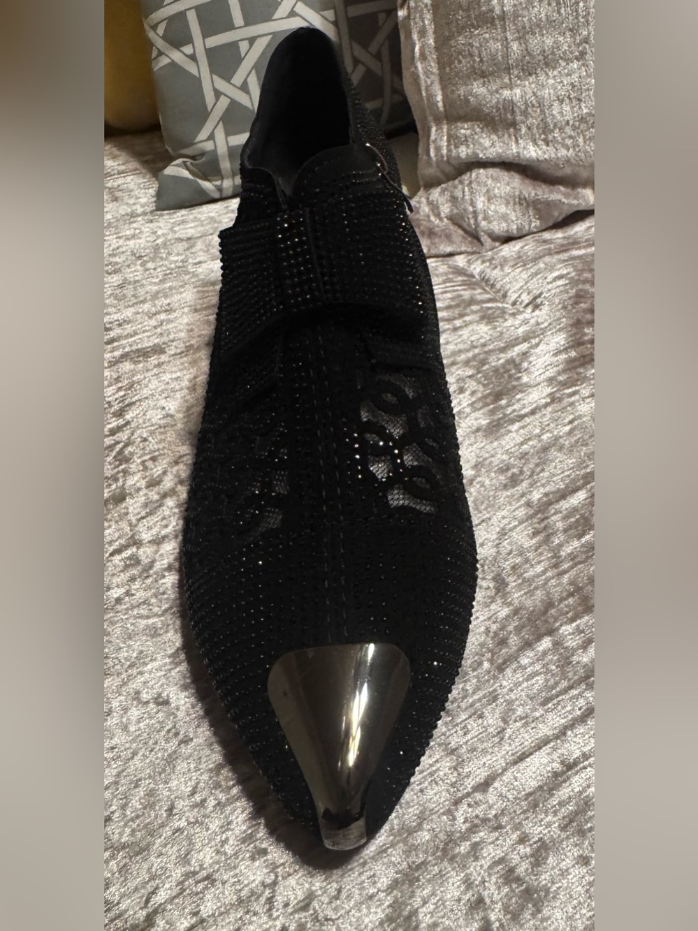 Embellished Black Pointed Toe Shoe (European size 41 (US Women's size 10–10.5) )